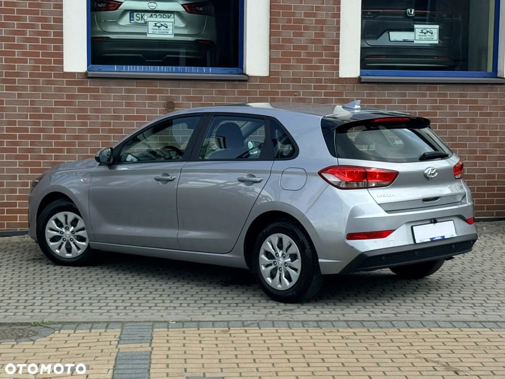 Hyundai i30 - 24
