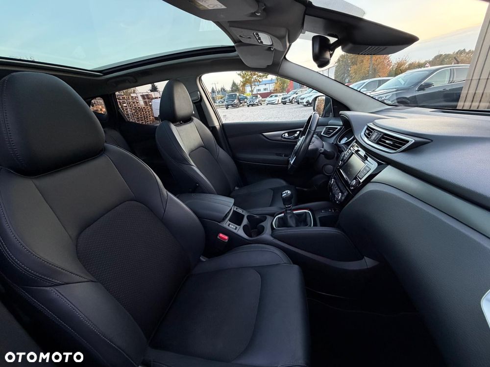 Nissan Qashqai - 25