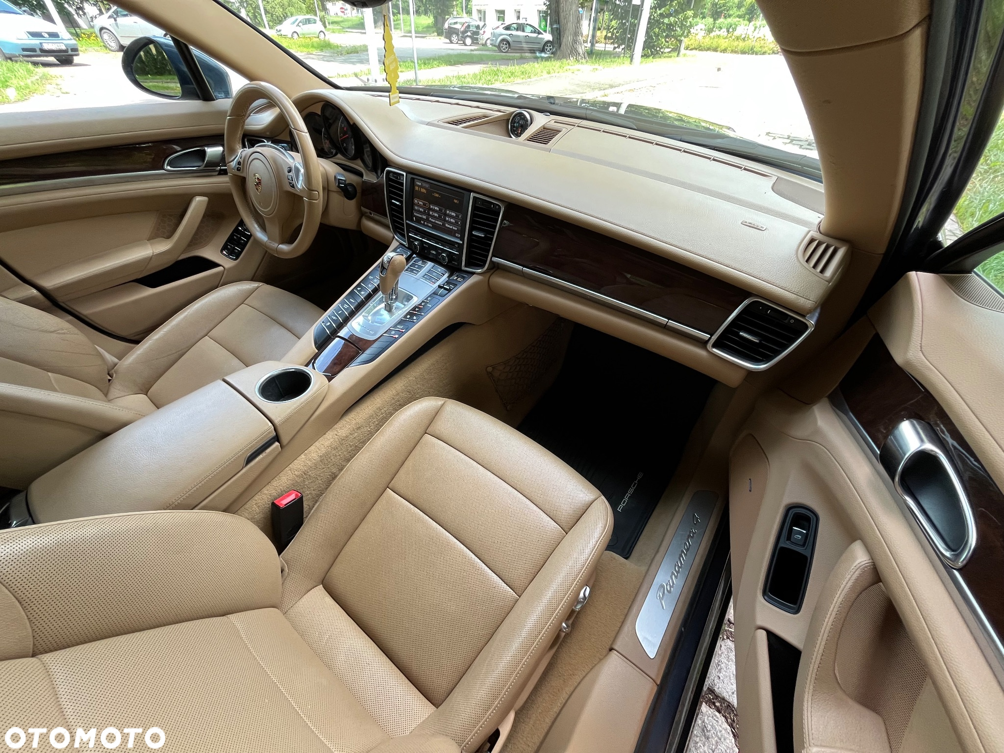 Porsche Panamera 4 - 19