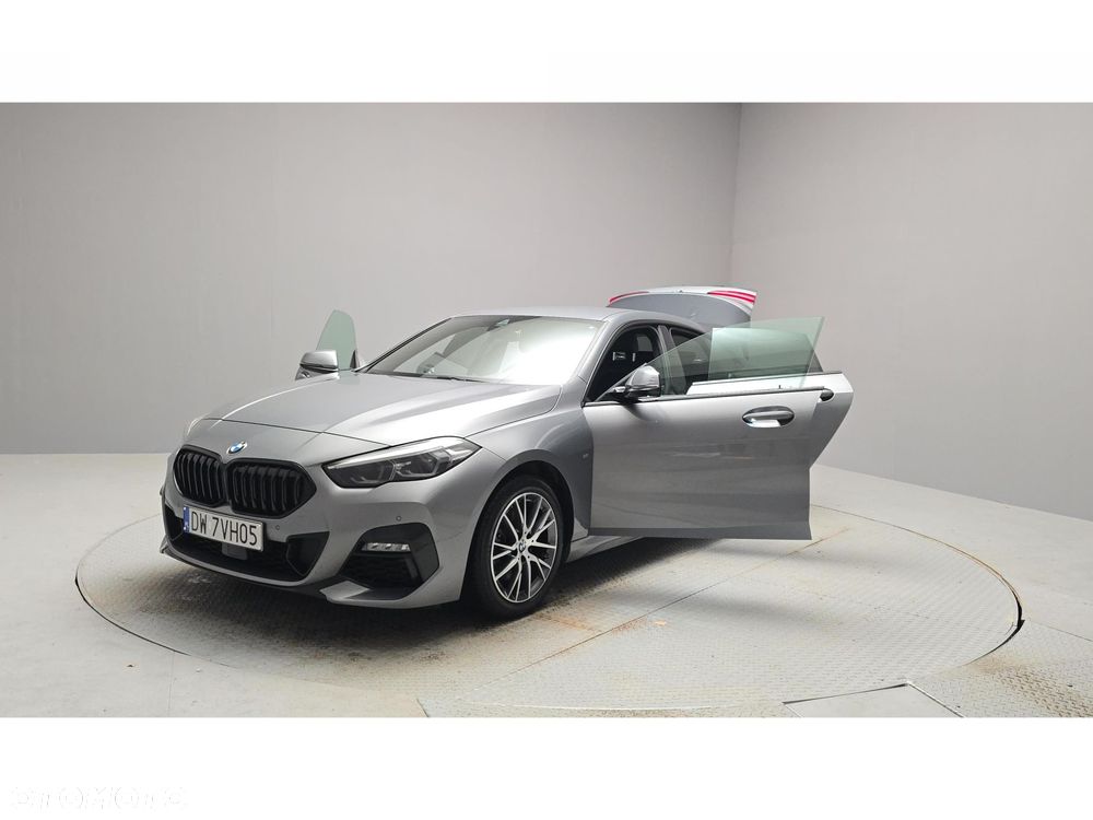 BMW Seria 2 218i M Sport - 9