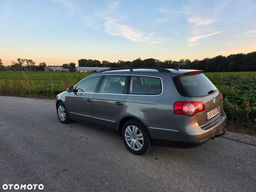 Volkswagen Passat - 6