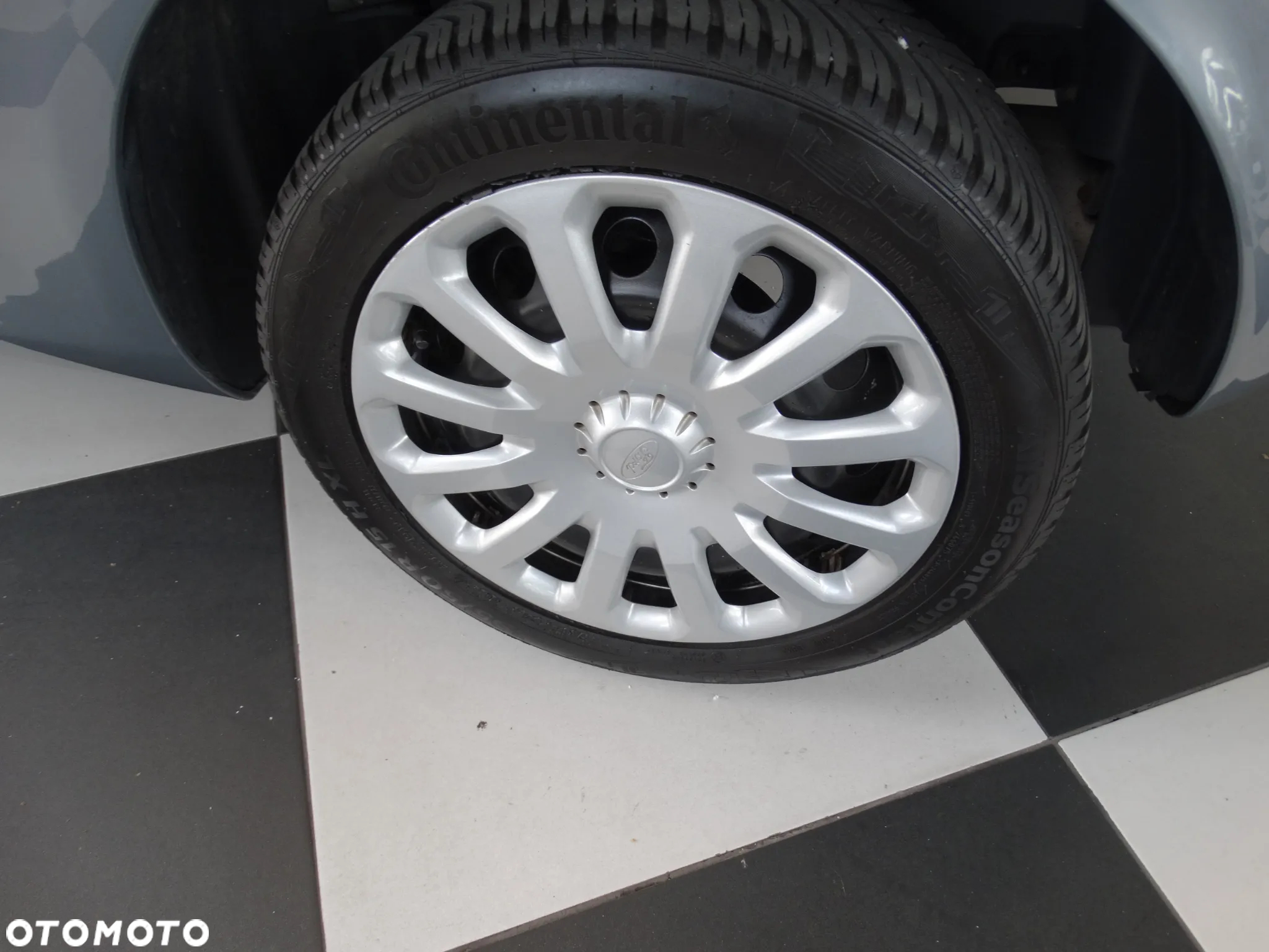 Ford KA 1.2 Digital - 14