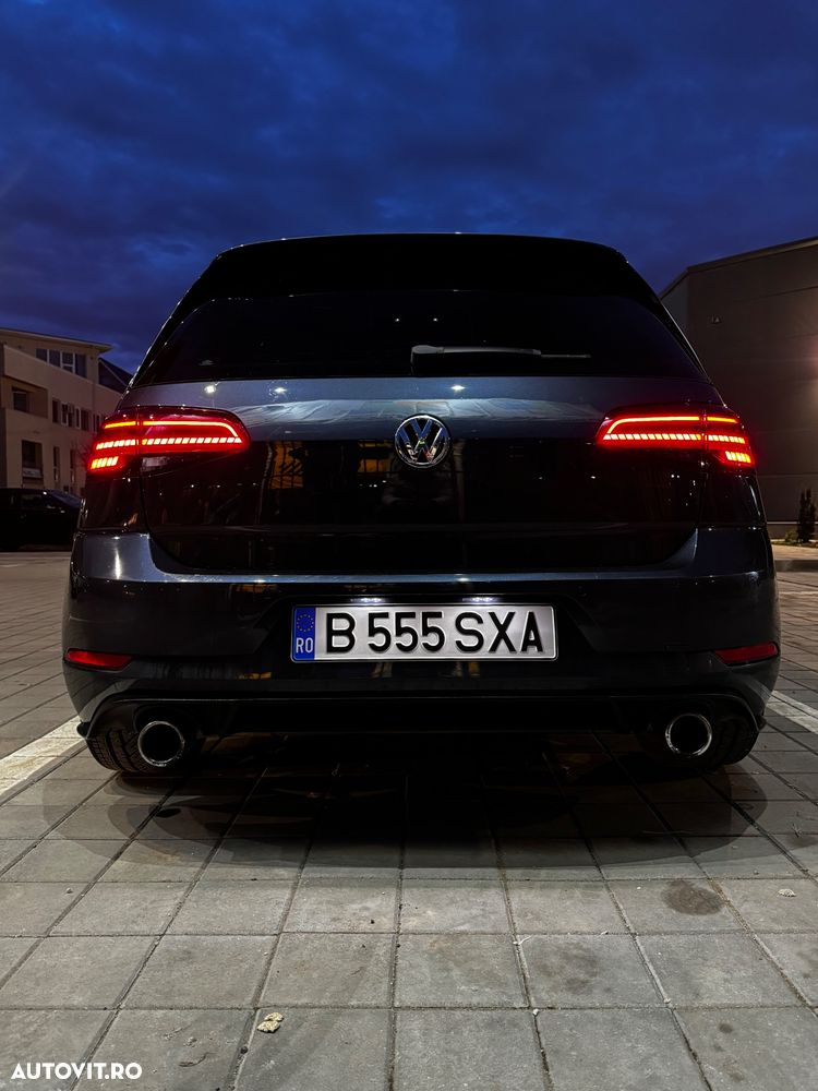 Volkswagen Golf 2.0 TSI GTI - 5