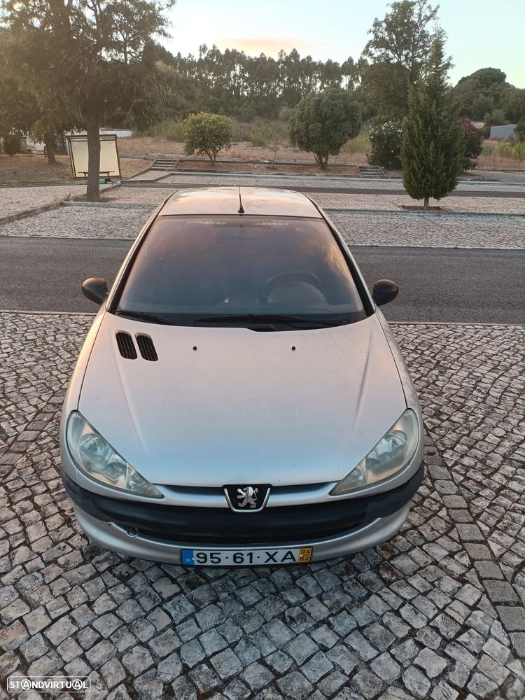 Peugeot 206 2004 photo 3