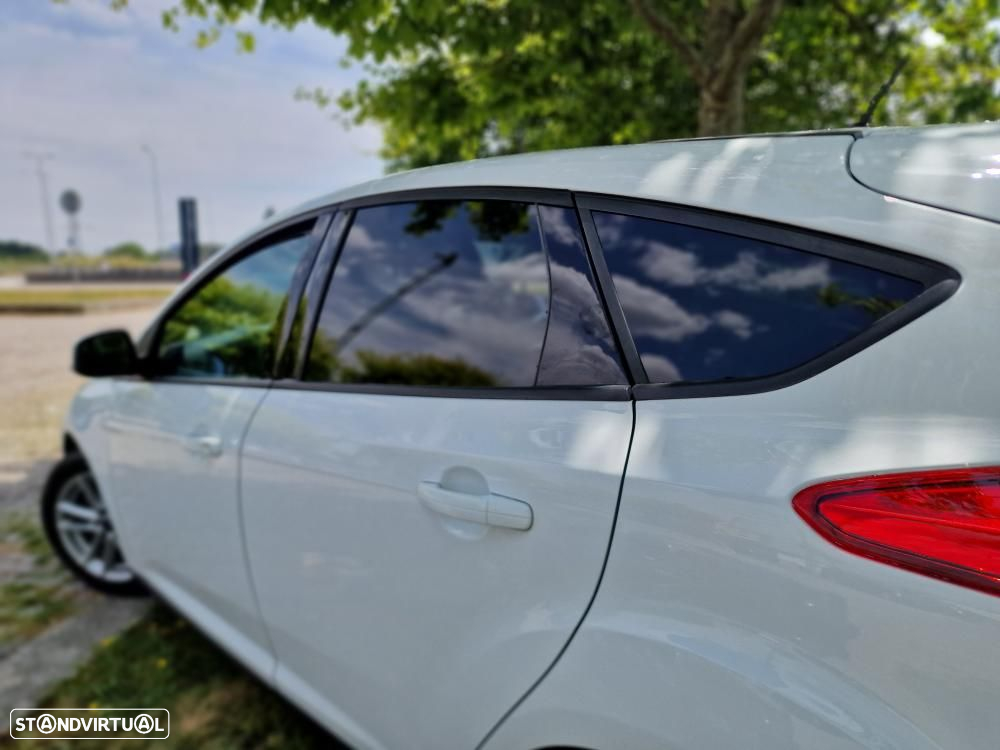 Ford Focus 1.0 SCTi Titanium Best - 11