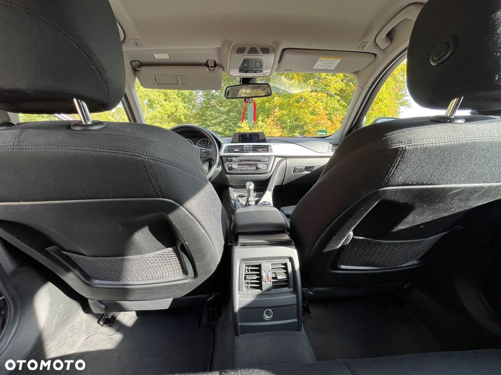 BMW Seria 3 - 14