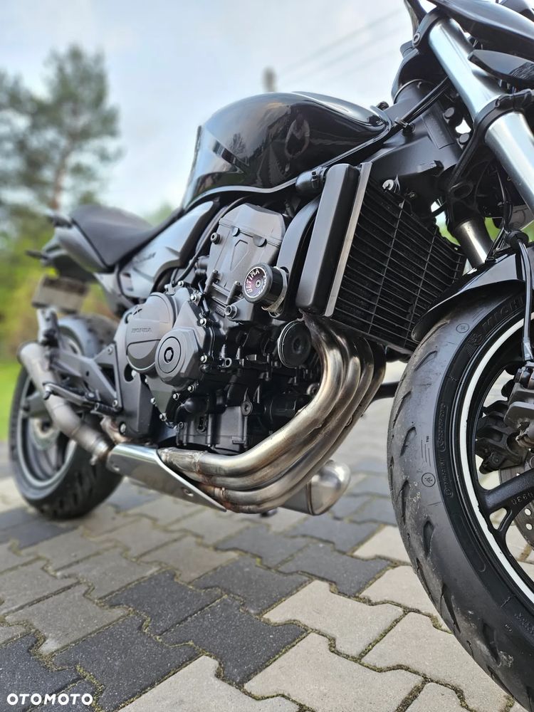 Honda Hornet - 14