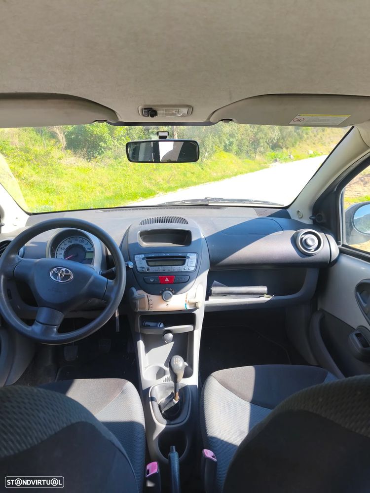 Toyota Aygo 1.0 - 12