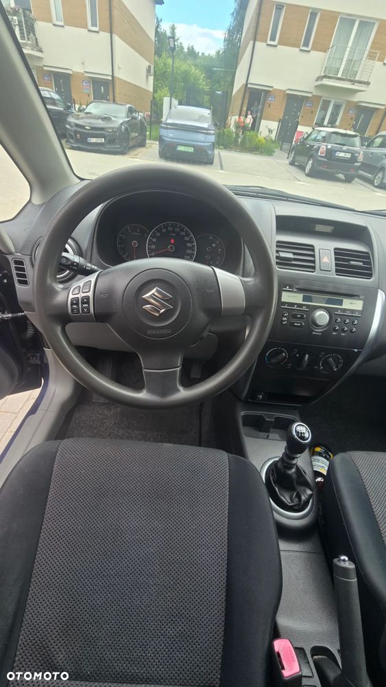 Suzuki SX4 1.9 DDiS 4WD GS / Premium - 9