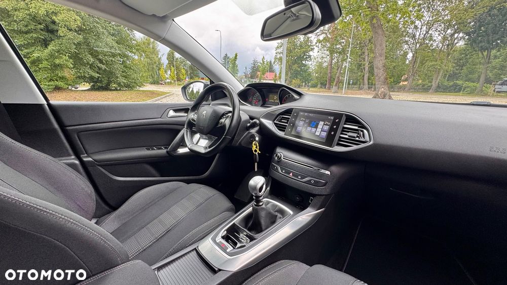 Peugeot 308 BlueHDi 120 Stop & Start Business-Line - 37