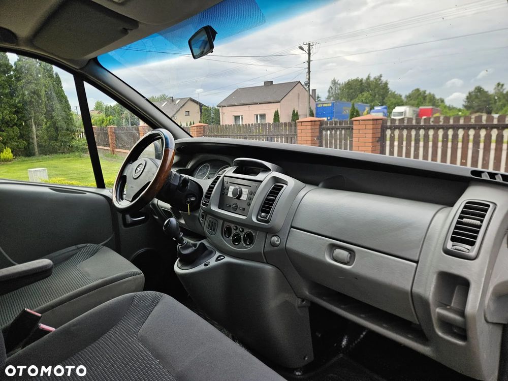 Opel Vivaro - 13