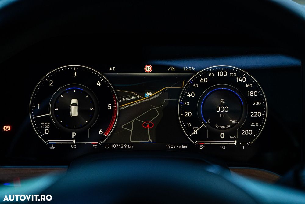 Volkswagen Touareg - 26