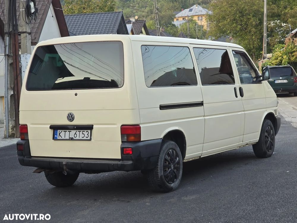Volkswagen Caravelle - 4