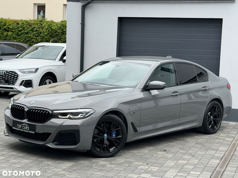 BMW Seria 5 530e xDrive sport - 25