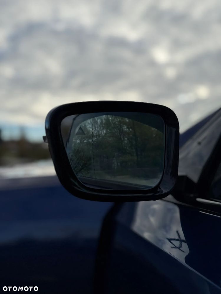 BMW Seria 3 330i Luxury Line sport - 23