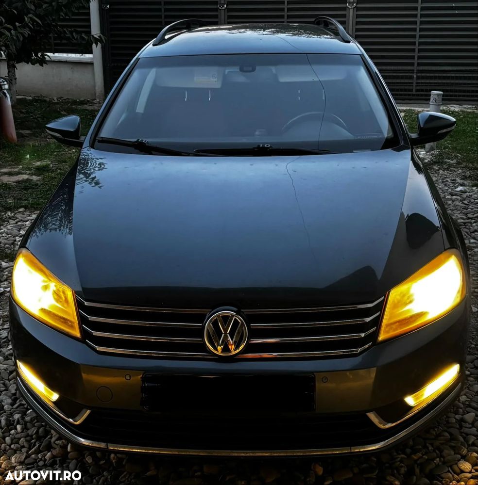 Volkswagen Passat Variant 2.0 Blue TDI SCR Comfortline - 1