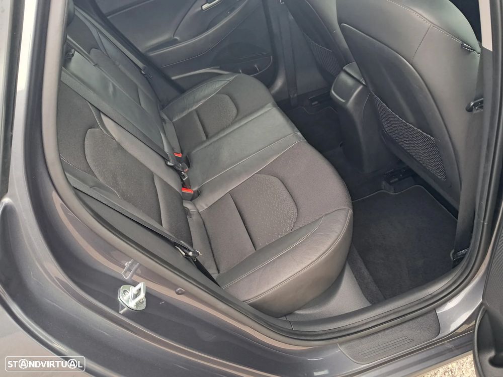 Hyundai i30 1.0 T-GDI Comfort+Navi - 12