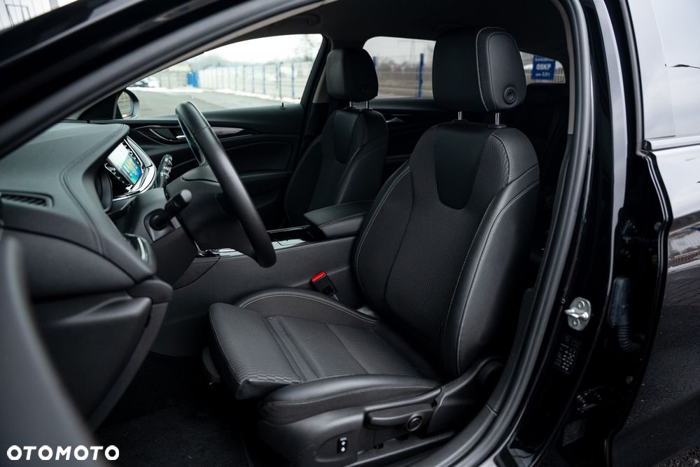 Opel Insignia 1.6 Direct InjectionTurbo Dynamic - 24