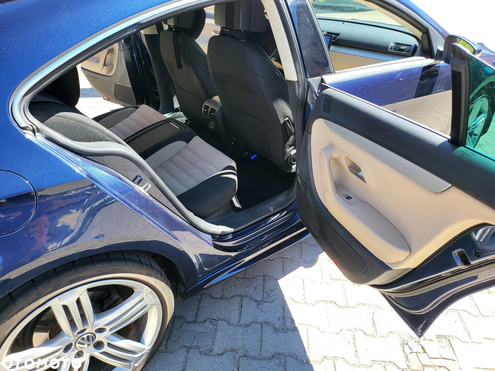 Volkswagen CC 2.0 TDI BlueMotion Technology DSG - 14