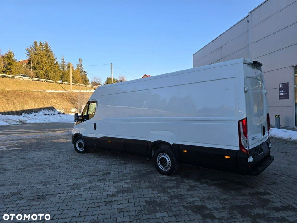 Iveco Daily 35C16 V - 8