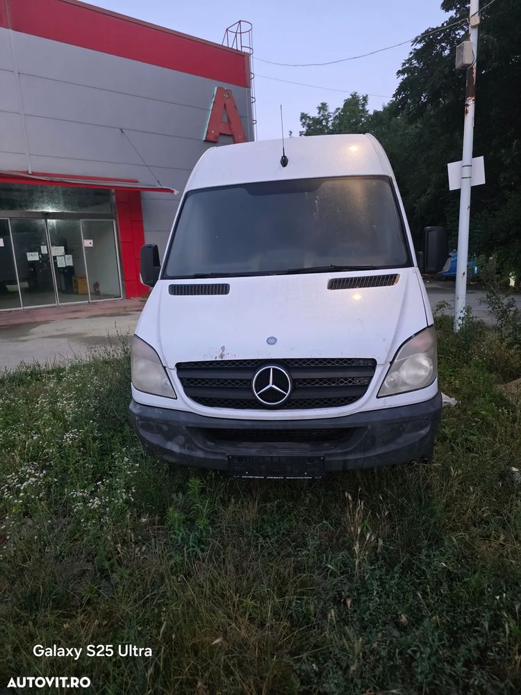 Mercedes-Benz Sprinter - 1