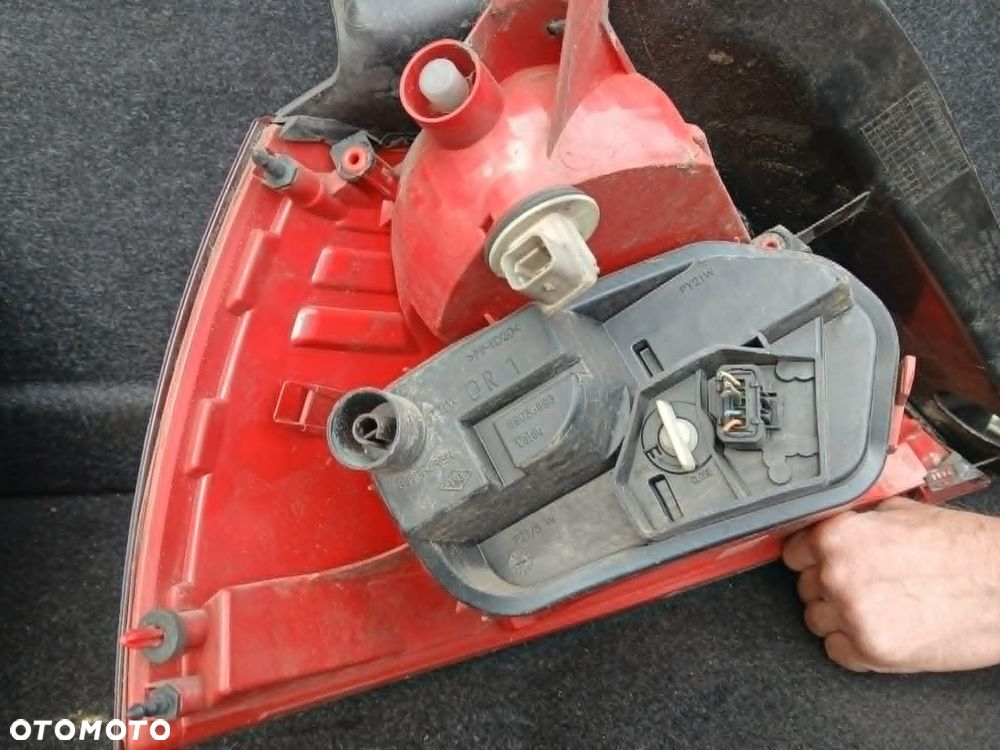 Renault Megane II Lift lampa tylna prawa - 6