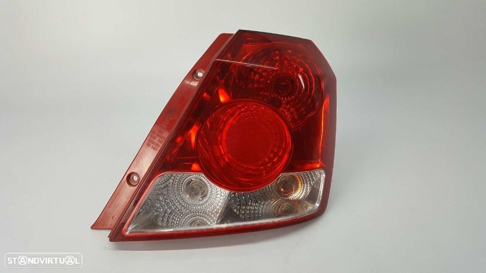 FAROLIM TRASEIRO DIREITO DAEWOO KALOS 1.4 SE - 3