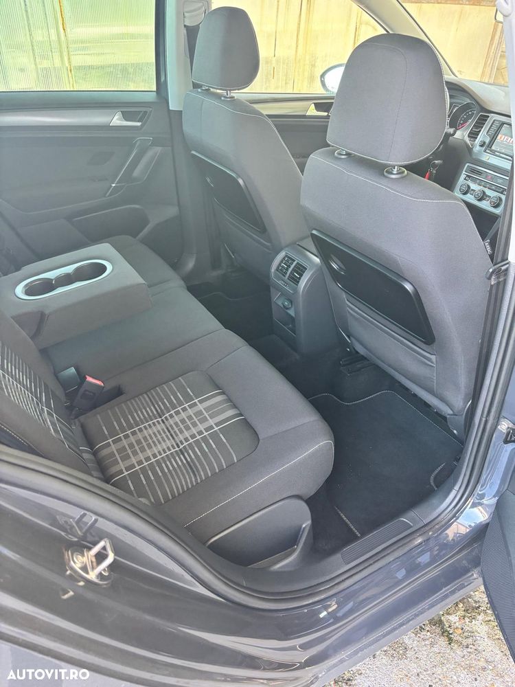 Volkswagen Golf Sportsvan - 9