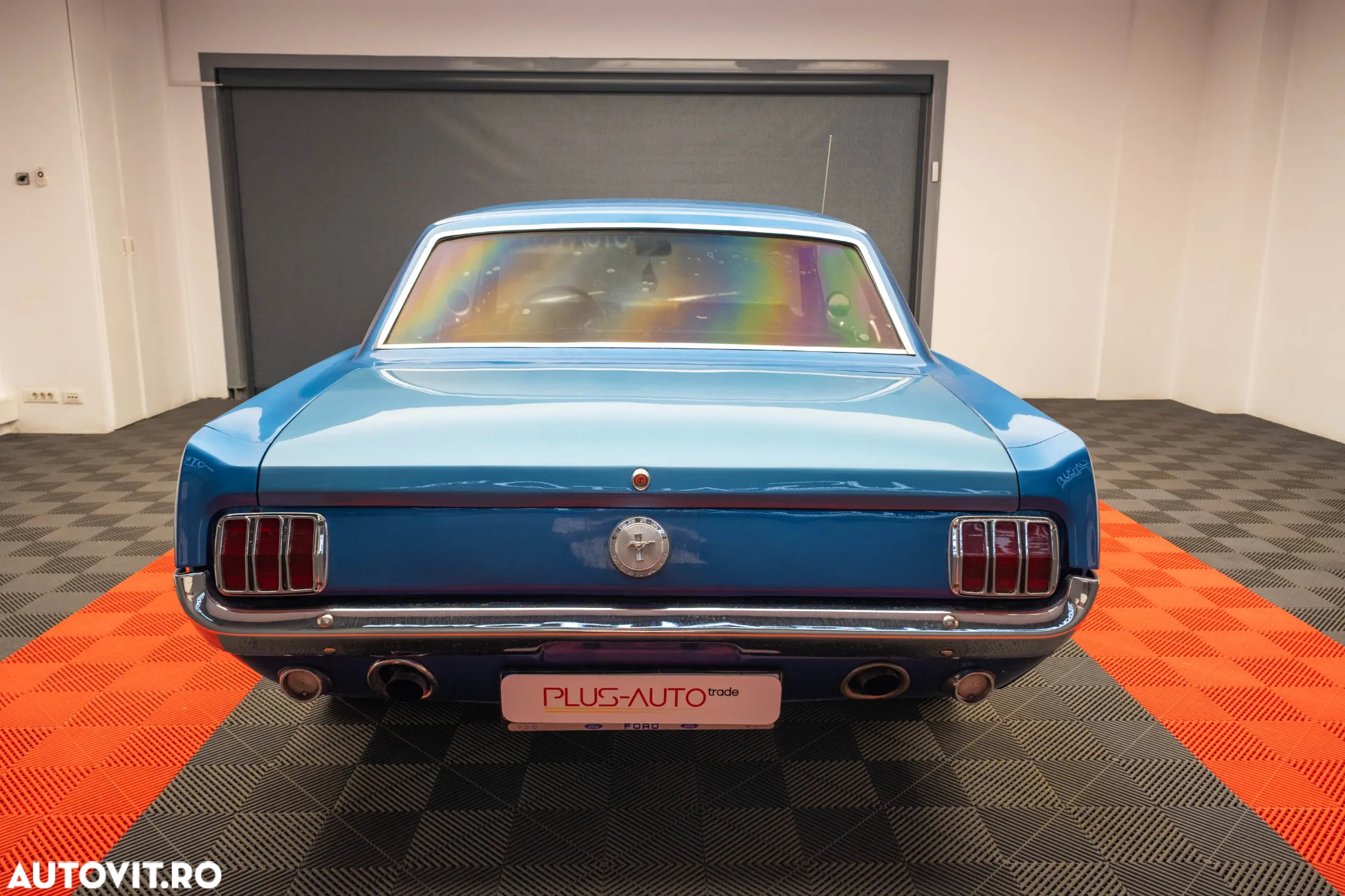 Ford Mustang - 11