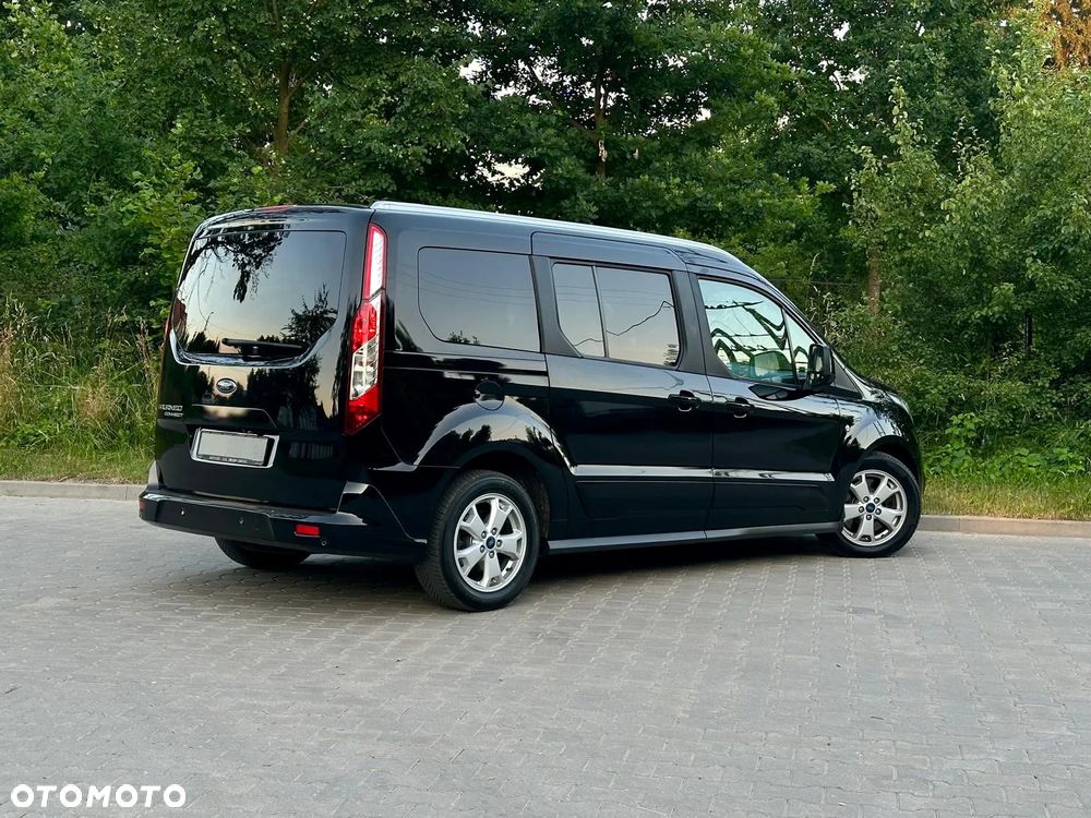 Ford Tourneo Connect Grand - 16