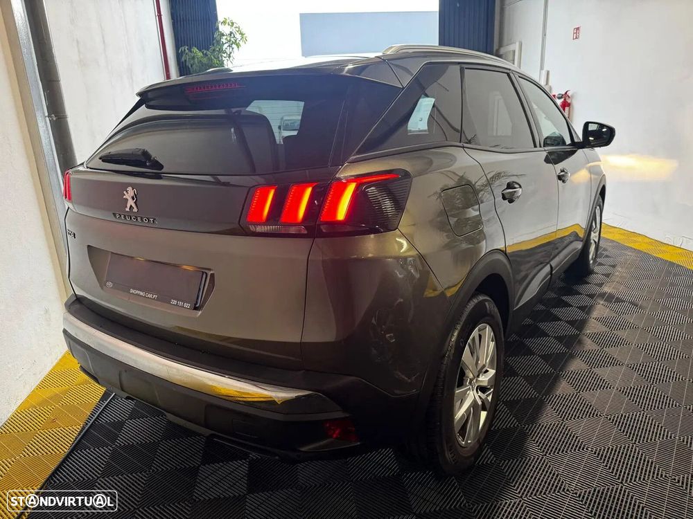 Peugeot 3008 1.2 PureTech Allure Pack EAT8 - 14