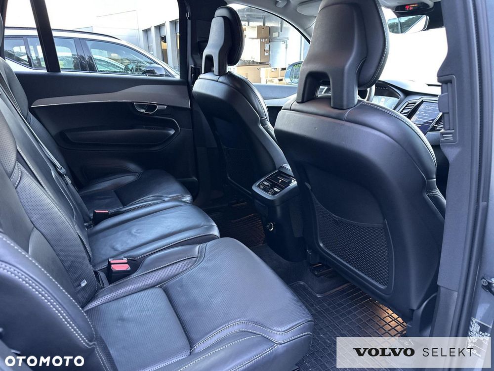 Volvo XC 90 - 17