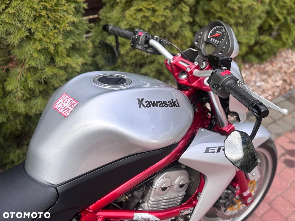Kawasaki ER - 21