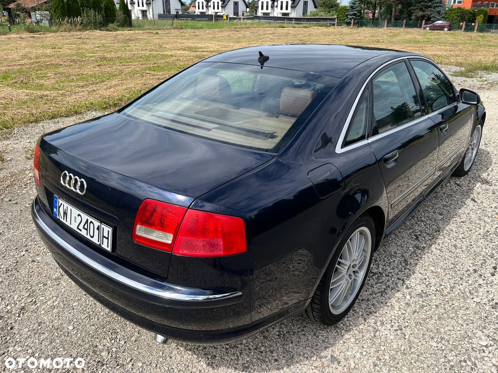 Audi A8 - 10