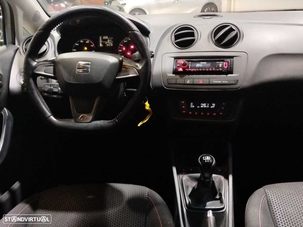 SEAT Ibiza ST 1.2 TSI FR - 16