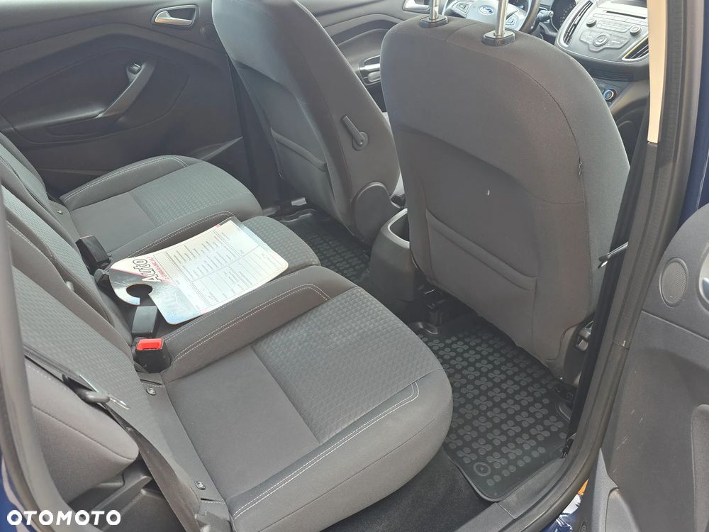 Ford C-MAX - 11
