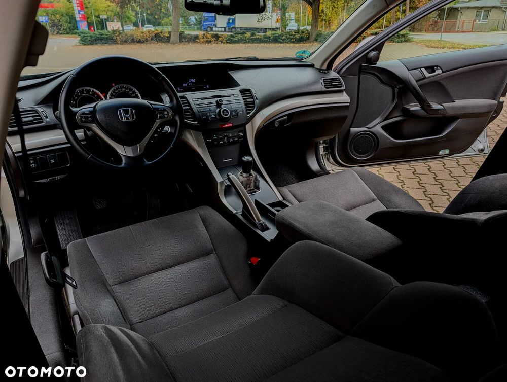 Honda Accord - 26