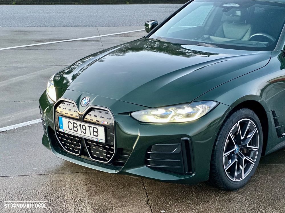 BMW i4 eDrive40 Pack Desportivo M - 8