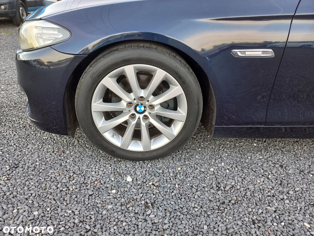 BMW Seria 5 520d - 13