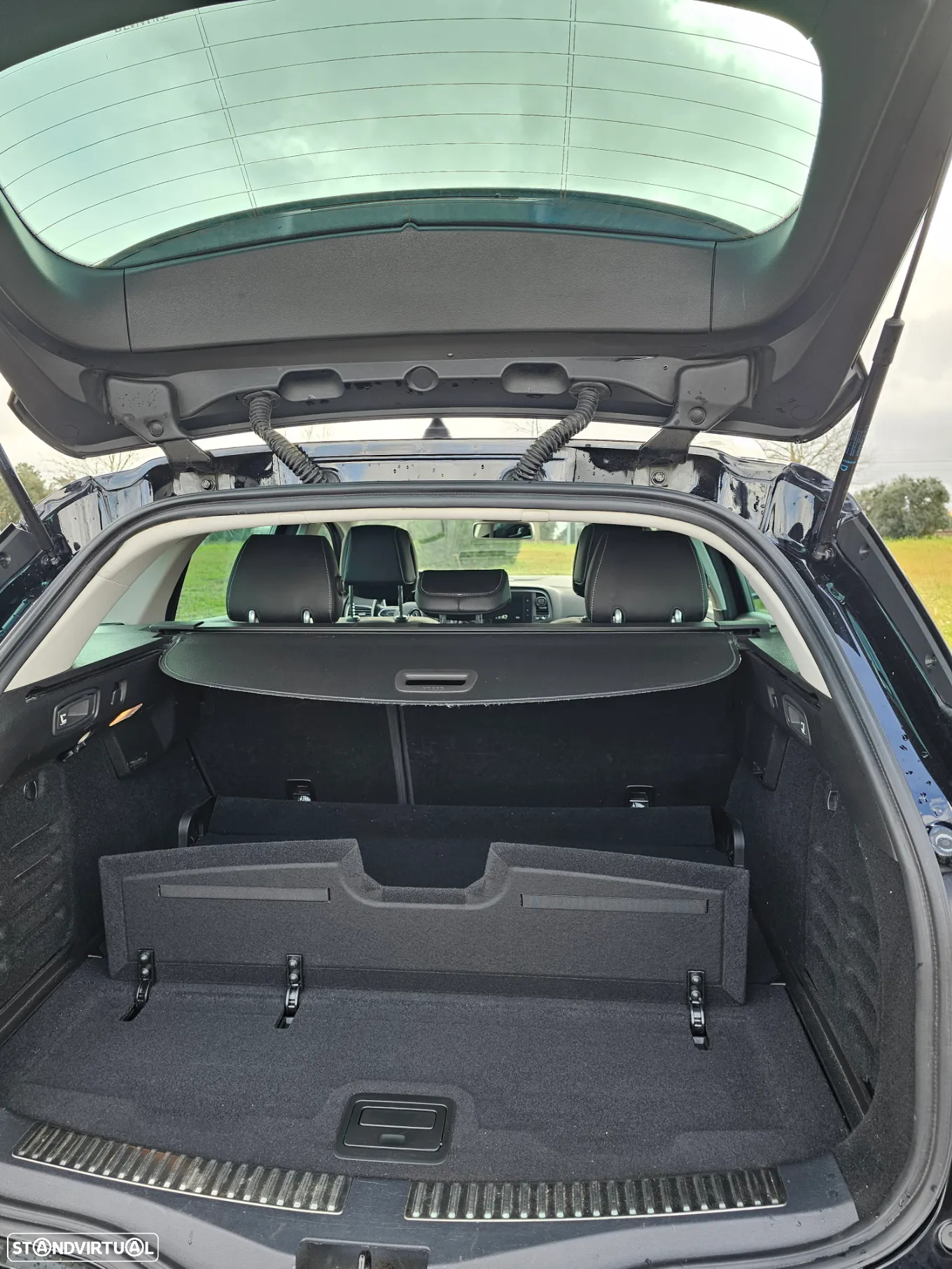 Renault Mégane 1.5 Blue dCi Bose Edition - 10