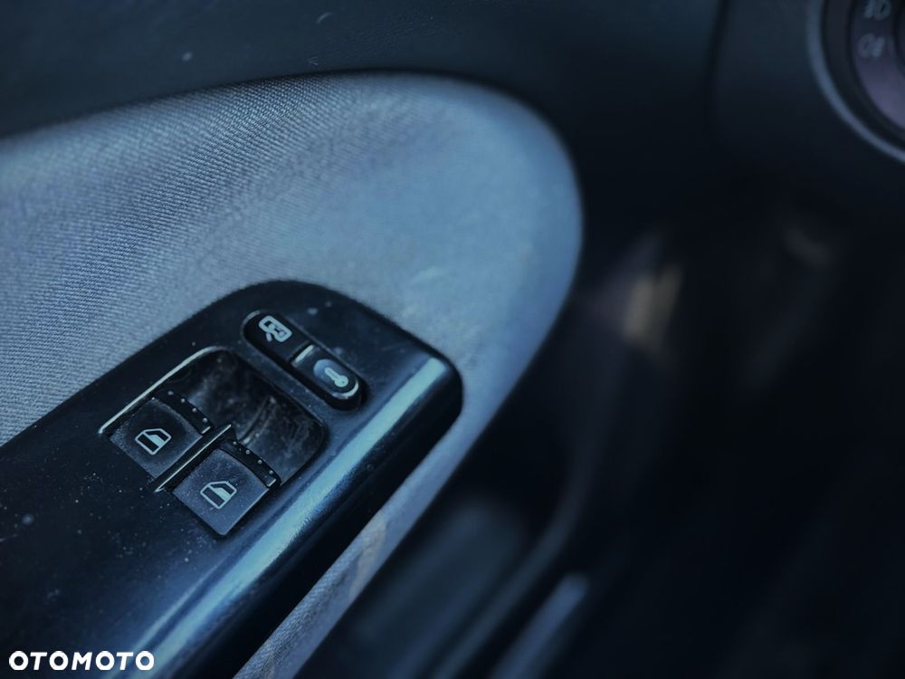 Skoda Octavia 2.0 Ambiente - 16