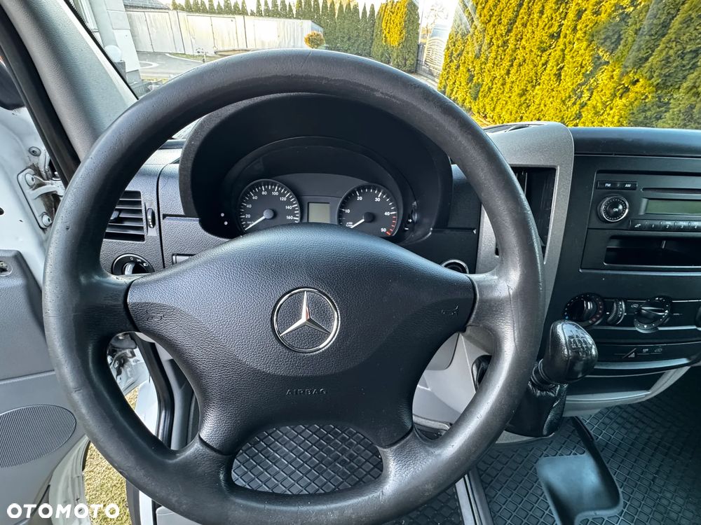 Mercedes-Benz Sprinter 906 516 - 12