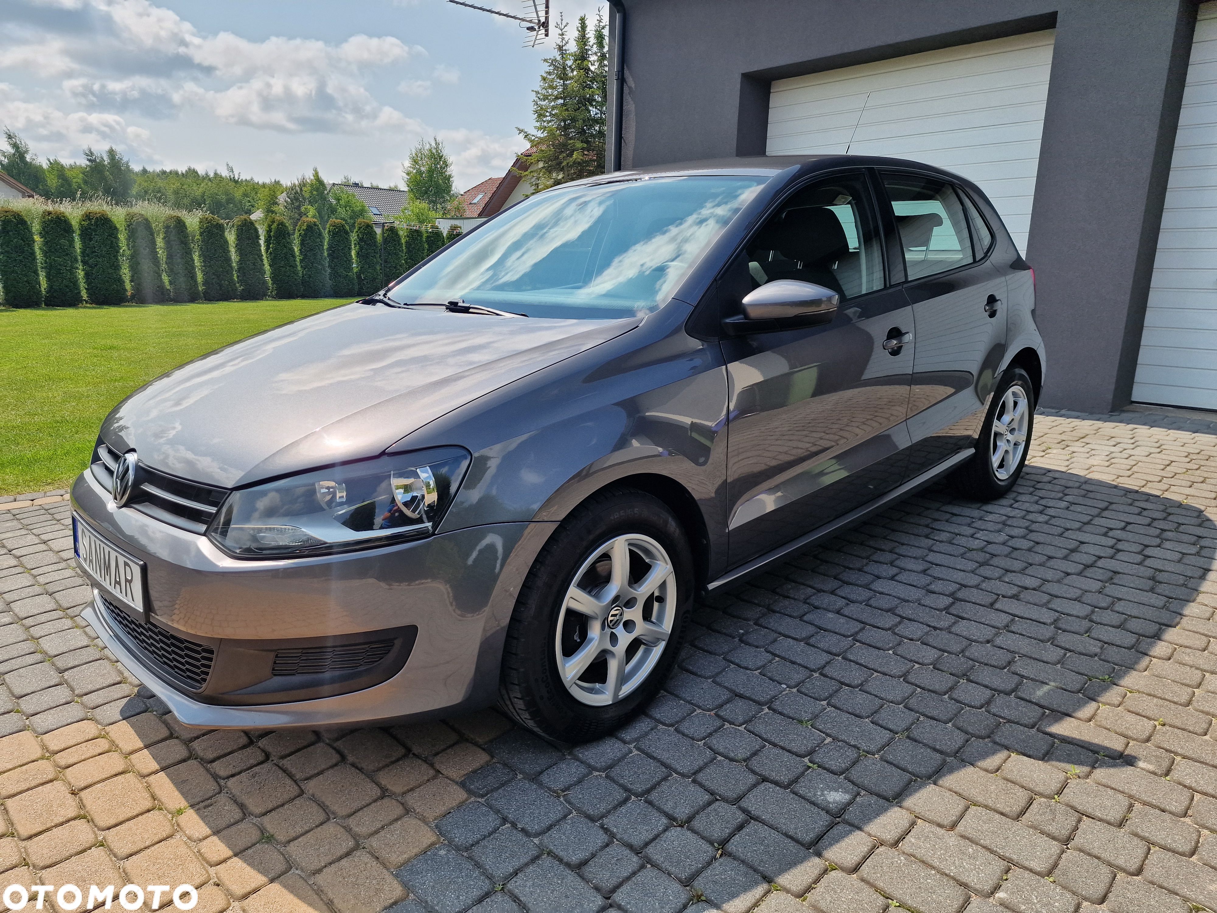Volkswagen Polo 1.4 16V Comfortline - 1
