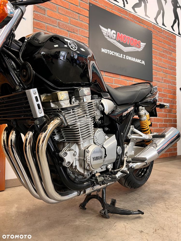 Yamaha XJR - 27