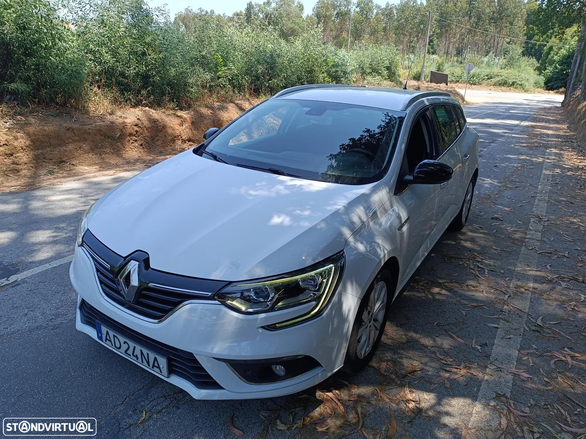 Renault Mégane Sport Tourer 1.5 Blue dCi Limited C/PM+Pneu - 2