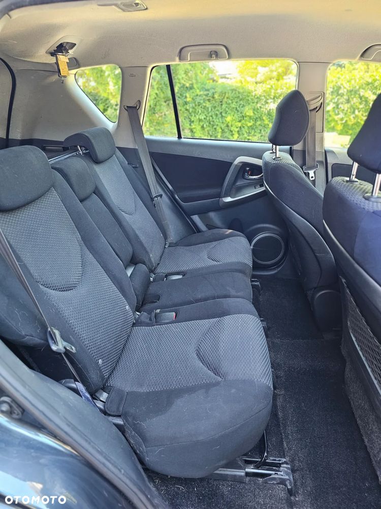 Toyota RAV4 2.2 D-4D Sol - 11