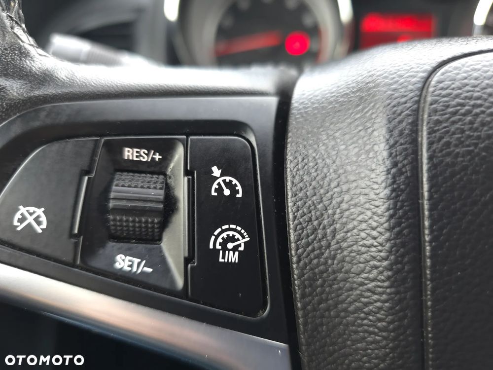 Opel Astra 1.6 Active EU6 - 24