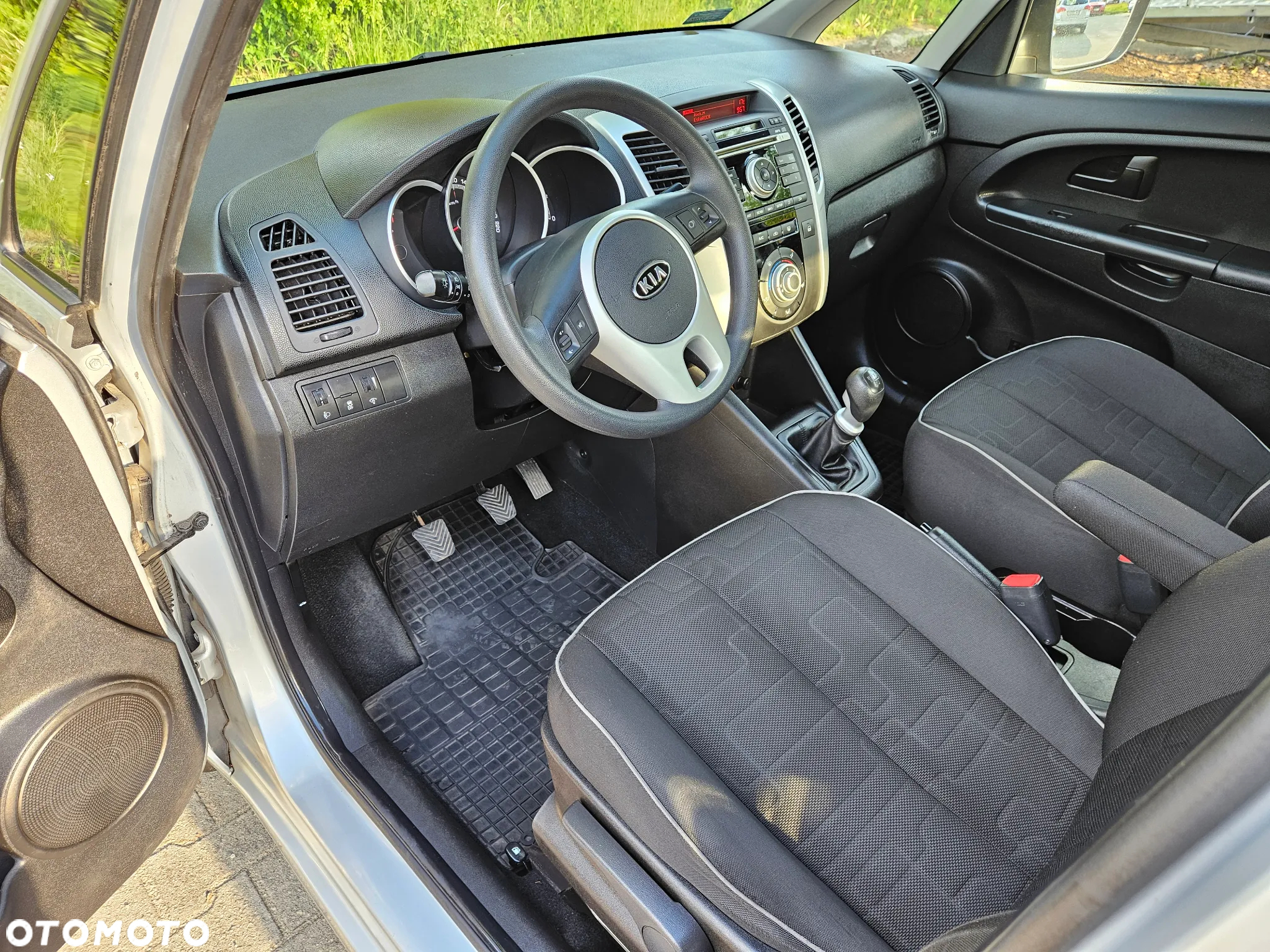 Kia Venga 1.6 XL - 10