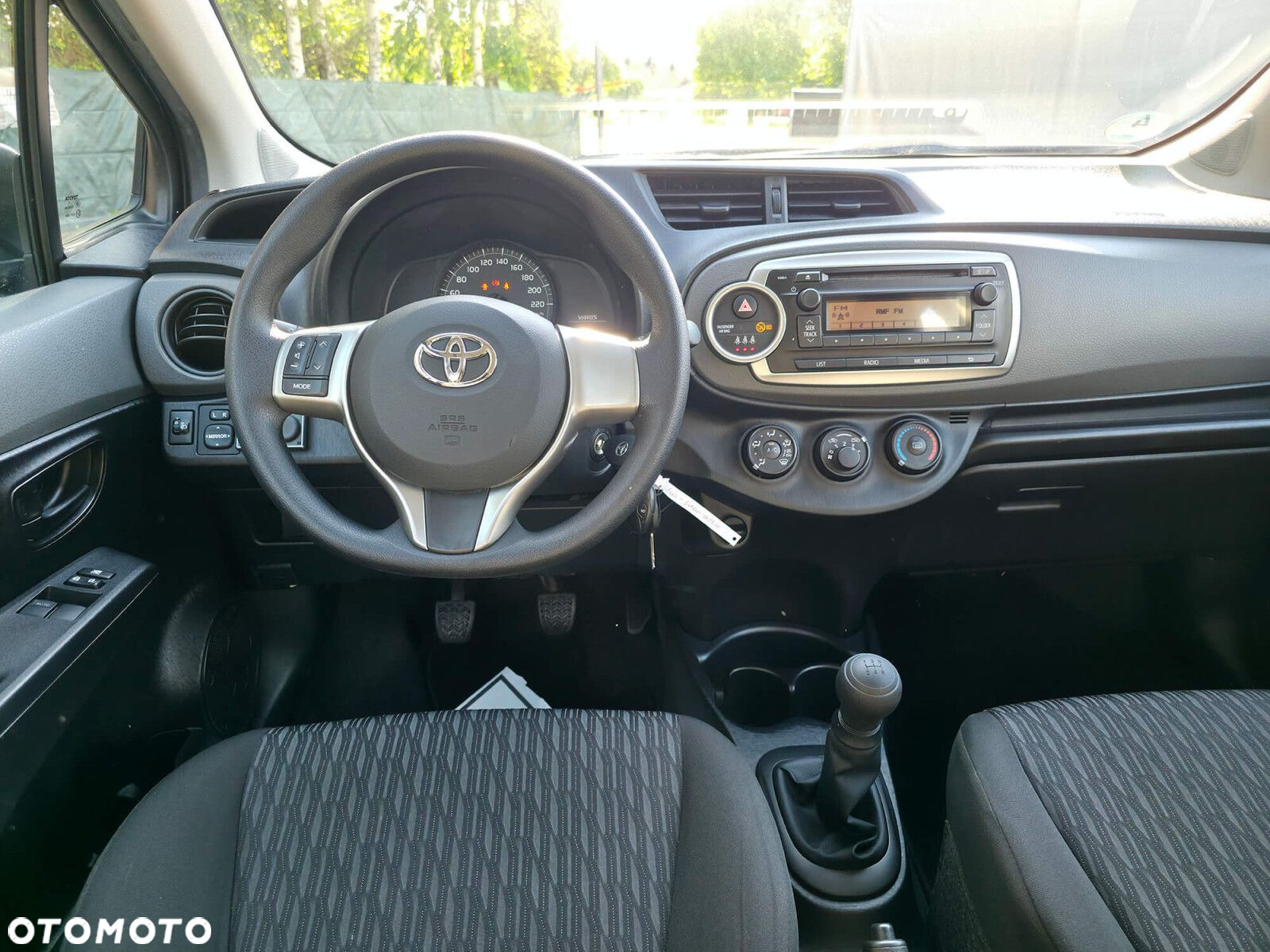 Toyota Yaris - 6