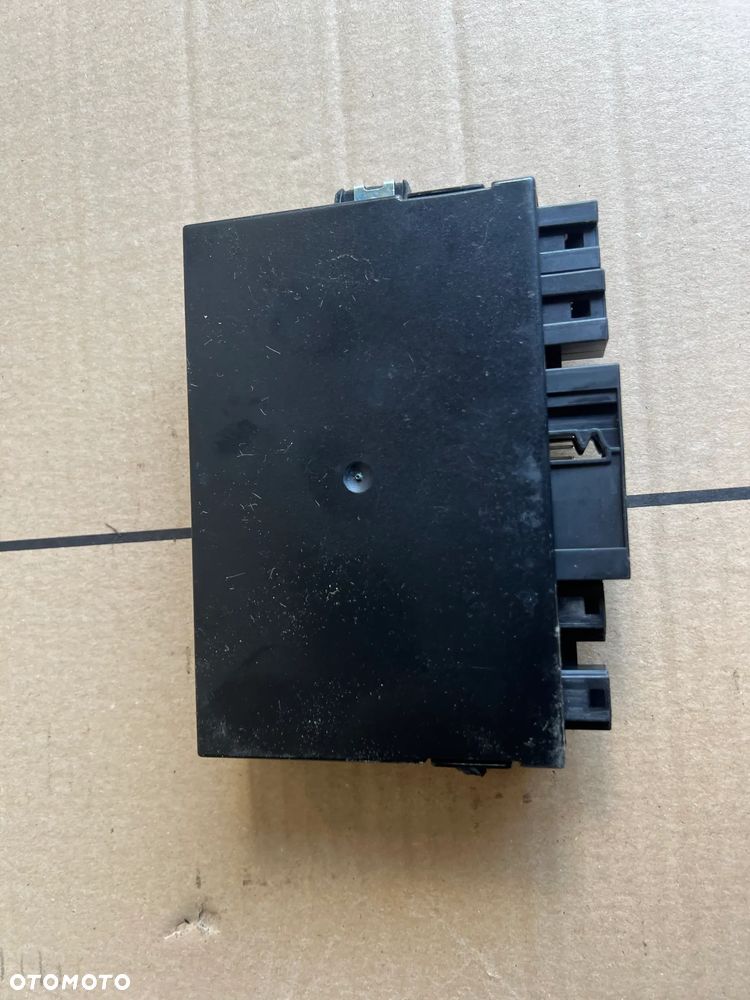 Moduł sterownik klapy bagażnika Mercedes E Klasa W211 Lift kombi A2118702685 - 2
